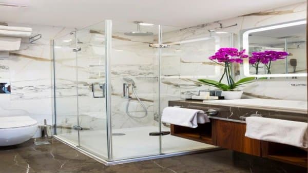 Standart Çift Kişilik Yataklı Şehir Manzaralı Oda 4