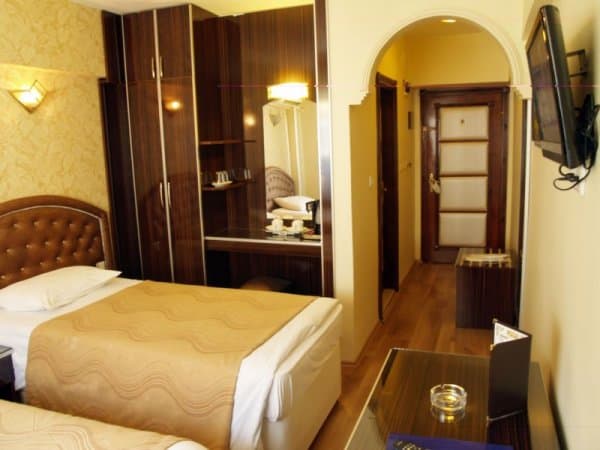 Standart İki Yataklı Oda 3