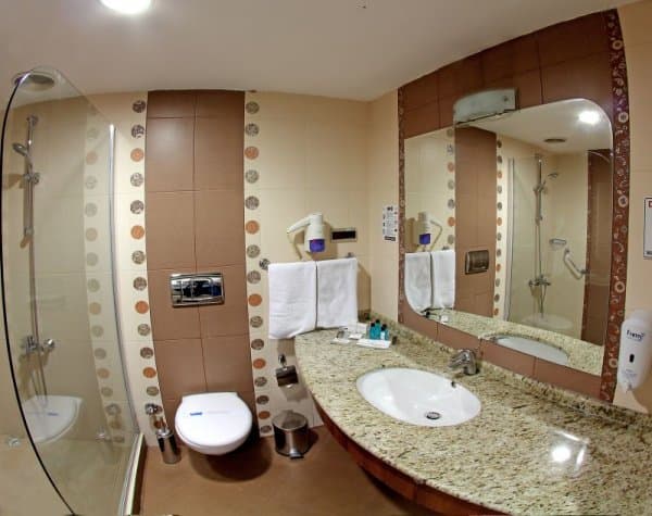 Standart Oda Sehir Manzaralı 3