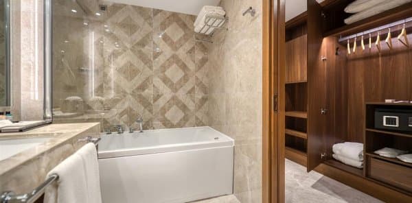 Deluxe Corner Oda Doğa Manzaralı 4