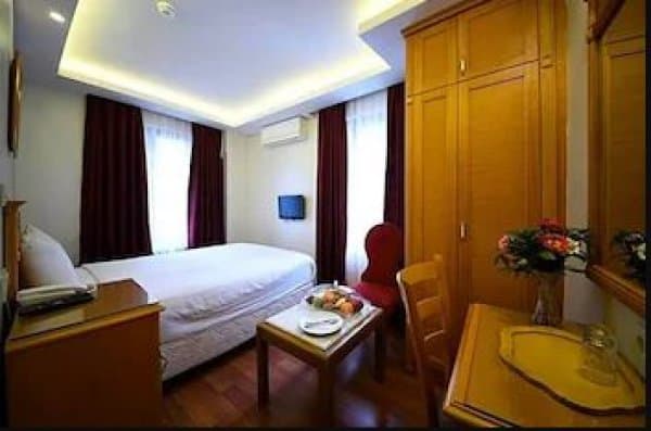 Tek Büyük Yataklı Oda 3