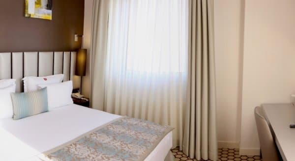 Deluxe Oda - Şehir Manzaralı 1