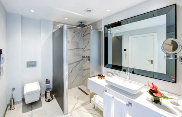 Connection Deniz Manzaralı Oda 4