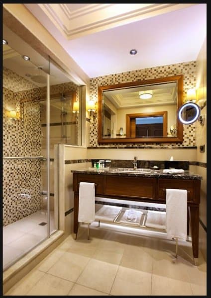 Superior Twin Room - Land View 2