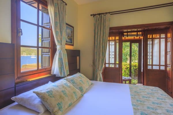 Standard Room Sea View 2