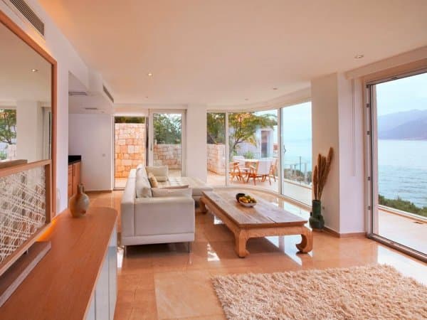 The Pool House 4