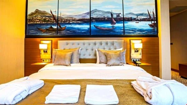 Standart Oda Şehir Manzaralı 3