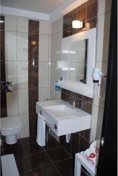 Standart Oda Şehir Manzaralı 3