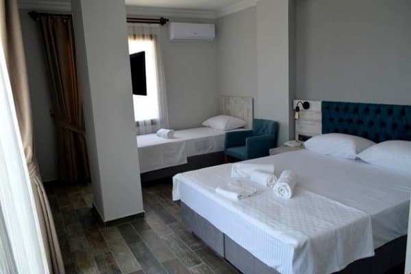 3 Kişilik Büyük Oda 4