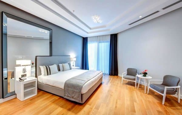 Premiere Plus Deniz Manzaralı Oda 2