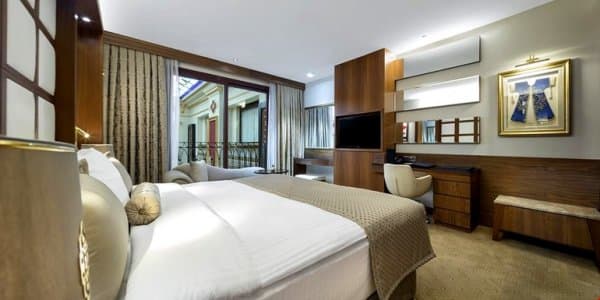 Regular Superior French Room 1