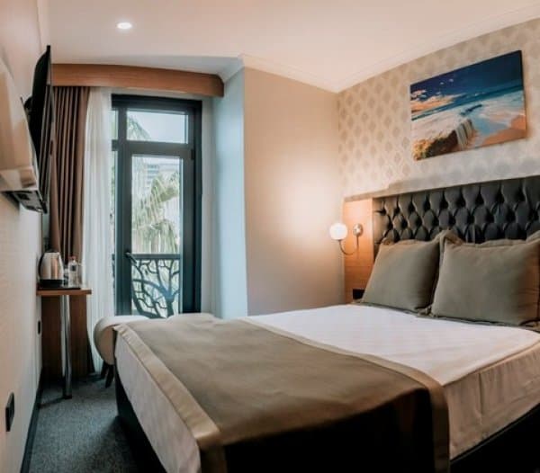 Standart French Bed Oda 2