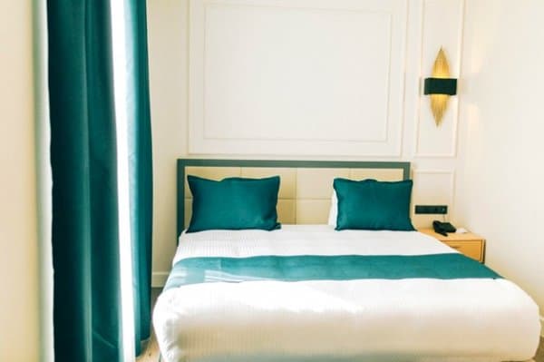 Kara Manzaralı Standart Oda 2