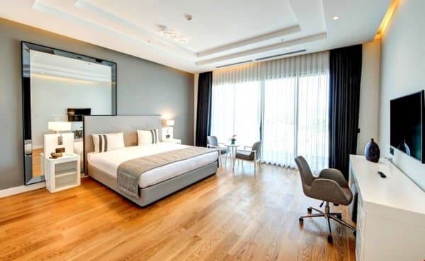 Premiere Plus Bahçe Manzaralı Oda 1