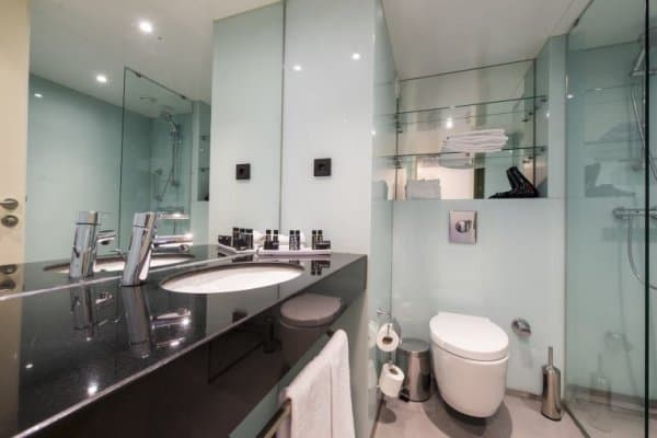 Standard Twin Room 4