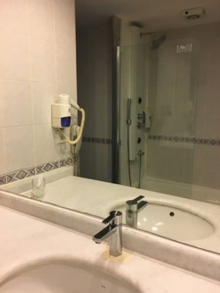 Deniz Manzaralı Standart Oda 3