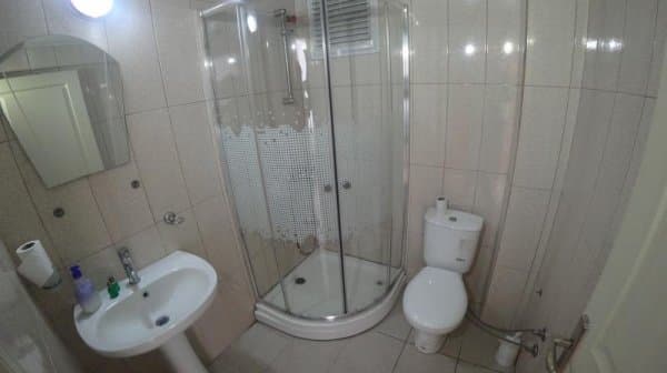 Üç Kişilik Şehir Manzaralı Oda 4