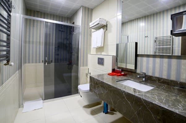 Standart Deniz Manzaralı Oda 4