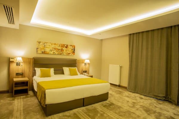 Corner Deluxe Room 1