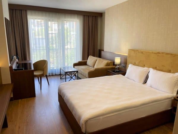 DOUBLE ROOM-DOUBLE YATAK SINGLE 1