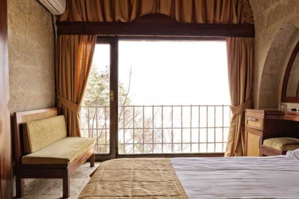 Kemerli Oda - Panoramik Manzaralı ve Balkonlu 2