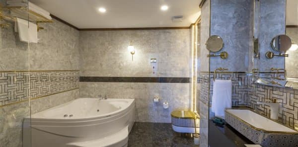 Premium Deluxe Oda Göl Manzaralı 2