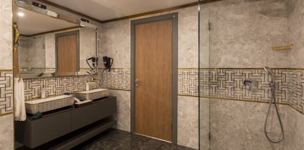 Premium Deluxe Oda Göl Manzaralı 3