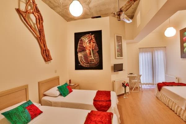 Superior Üç Kişilik Oda 1