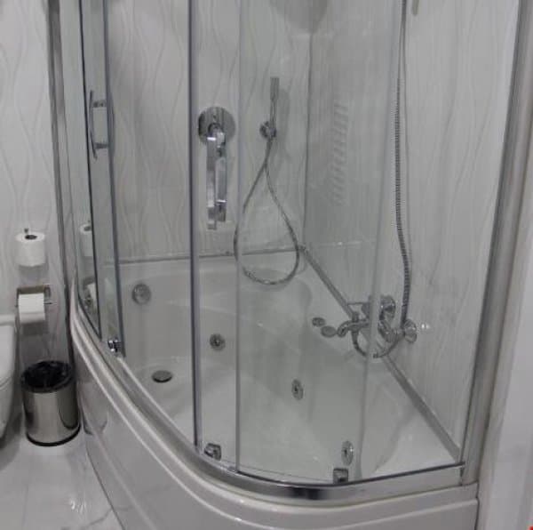 Triple Balkonlu Oda 3