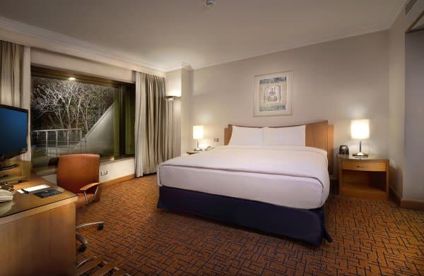 Hilton Standart-Çift Kişilik Oda 1