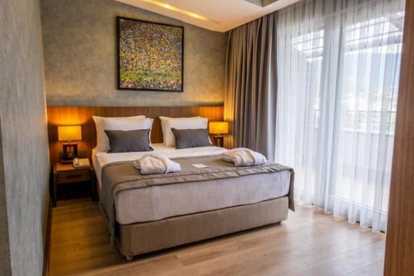 Corner Suit Kazdağları Manzaralı Oda 1