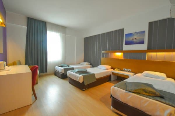 Standart Oda Üç  Kişilik 1