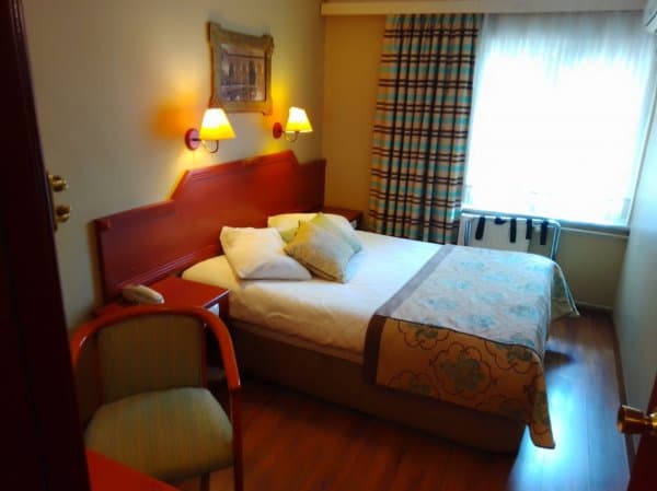 Ekonomik Çift Kişilik Oda 1