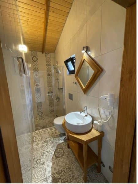 Deniz Manzaralı İki Ayrı Yataklı Oda 3