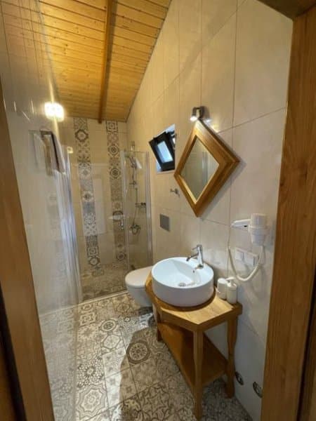 Superior Deluxe Oda 3