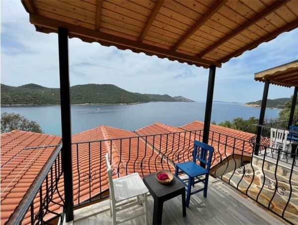 Superior Deluxe Oda 4