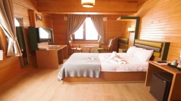 Balkonlu Otantik Dağ Evi	 2