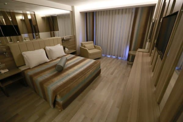 Standart Yandan Deniz Manzaralı Oda 2