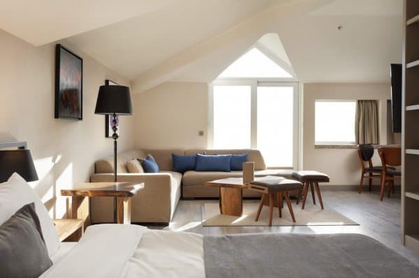 Deluxe Suite 1