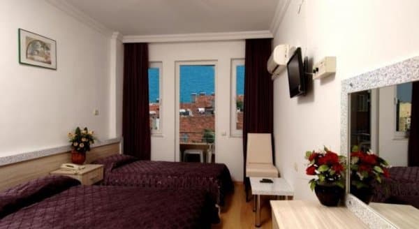 Twin Room 4