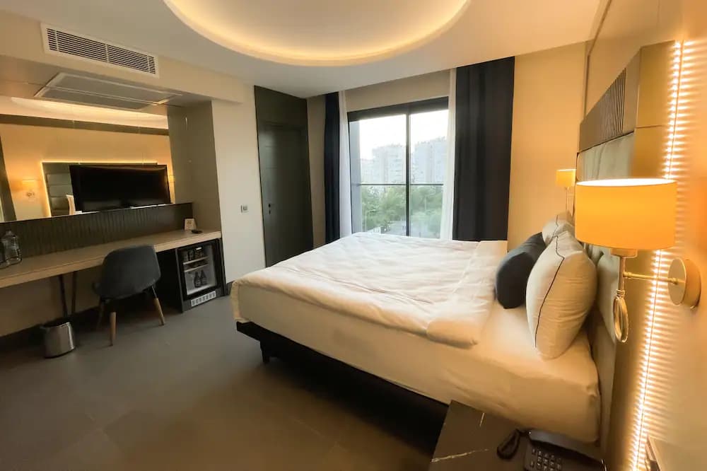 Deluxe Room, Deniz Manzaralı, Fransız Balkonlu 2
