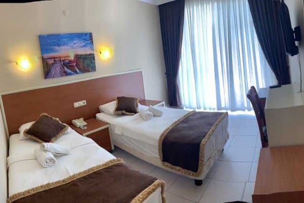 Standart Oda (İki Ayrı Yataklı) Deniz veya Kara Manzaralı 2