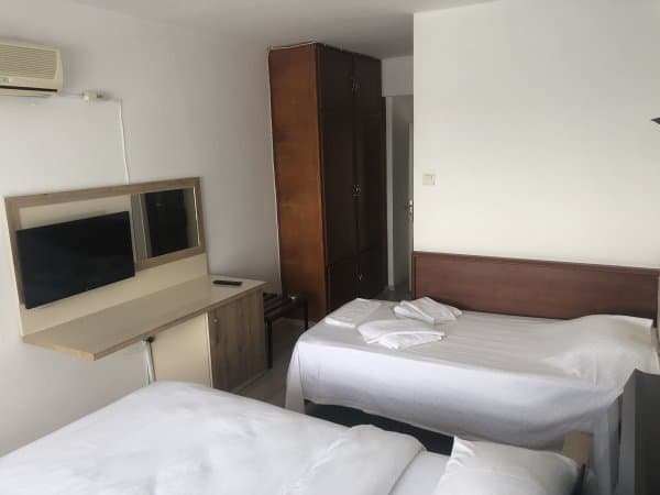 Beş Kişilik Şehir Manzaralı Oda 1