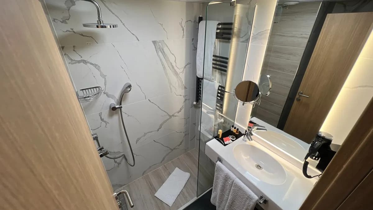 Standart Çift Kişilik Oda 3