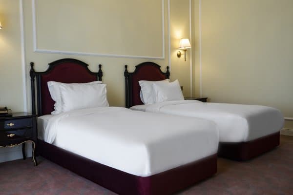 Deluxe Twin Room 1