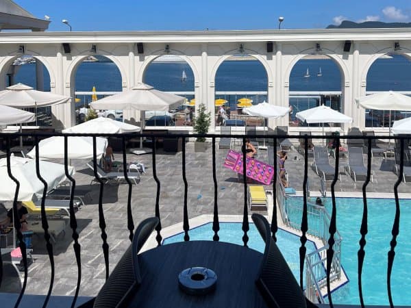 Deniz Manzaralı Deluxe Oda 3