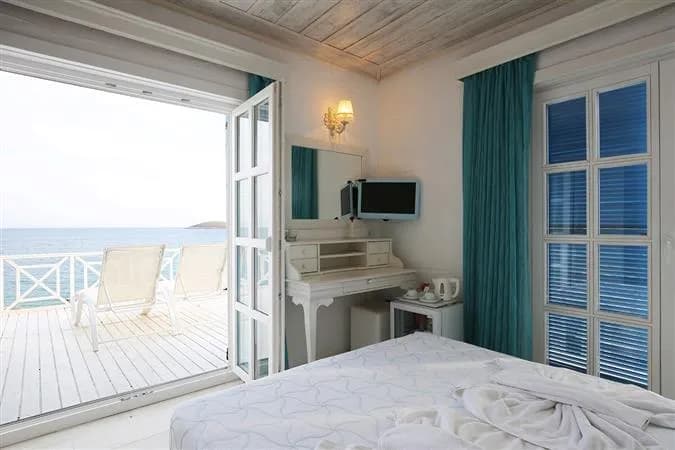 2 Kişilik Verandalı Oda Deniz Manzaralı 14 M2 3
