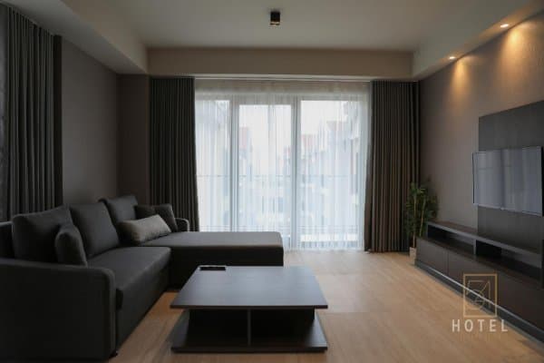 Deluxe King Suite	 2