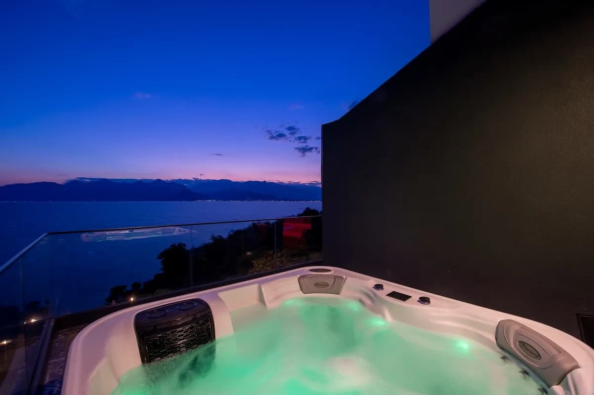 King Suit Deniz Manzaralı Oda 4