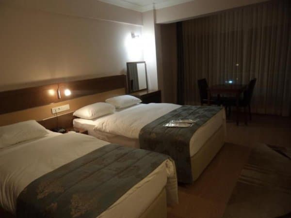 Standart Çift Kişilik Oda 2